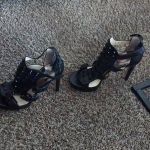 Michael Kors heels,black and size 10